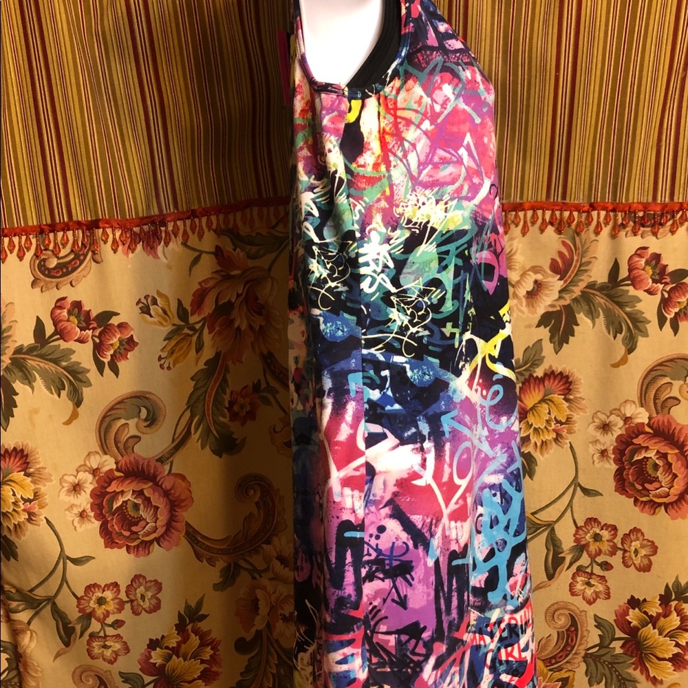Fun Graffiti Dress with T-back - Picture 4 of 8